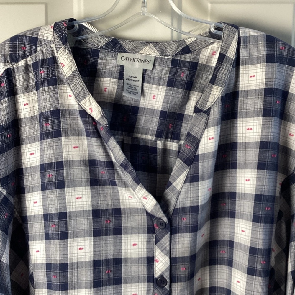 Catherines Navy and White Plaid Shirt Size 26/28WP - Picture 2 of 5
